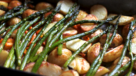 šparglji s krompirjem